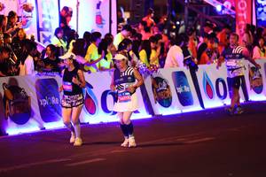 BIB: 
                            <button type="button" onclick="openModal(24275916)" class="btn btn-primary btn-sm float-right btn-popup" data-toggle="modal" data-target=".modal-high-quality">
                        <i class="fas fa-shopping-cart"></i> Add to Cart
                    </button>
                                            <button type="button" onclick="isThisMe(24275916, true)" class="btn btn-success btn-sm float-right btn-popup btn-isme hidden" data-toggle="tooltip" data-placement="bottom" title="นี่คือรูปของคุณใช่ไหม คลิกที่นี่เพื่อเอาเข้าอัลบั้ม">
                        <i class="fas fa-plus"></i> Add to album
                    </button>
                    <button type="button" onclick="isThisMe(24275916, false)" class="btn btn-warning btn-sm float-right btn-popup btn-isnotme hidden">
                        <i class="fas fa-ban"></i> Remove from album
                    </button>